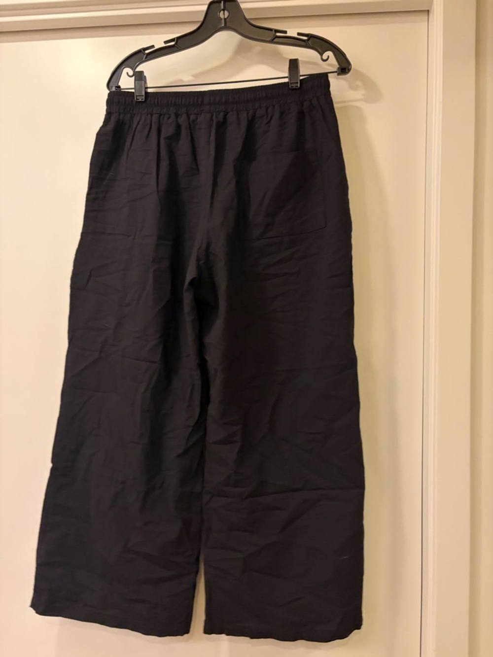 Amazon Black Cropped Wide-Leg Pants - Picture 2 of 2
